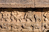 The great Chola temples of Tamil Nadu - The Airavatesvara temple of Darasuram. Detail of the panels of the prakara-wall with scenes of dance. 